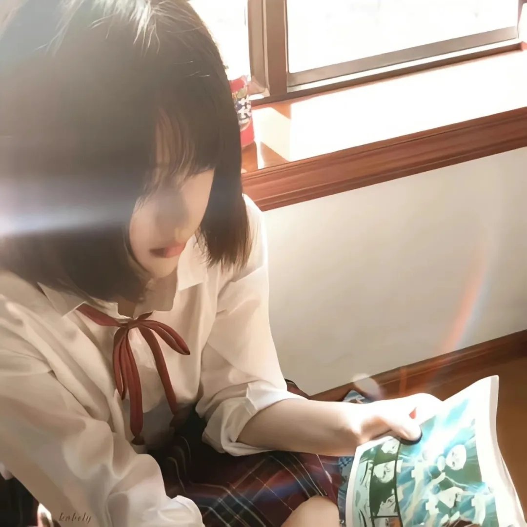 少年步入未知山林的勇气旅程